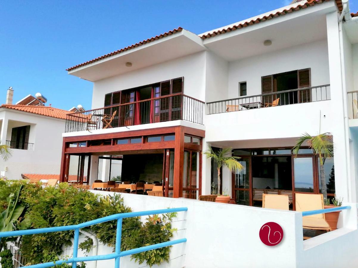 فونشال Guesthouse Vila Lusitania المظهر الخارجي الصورة