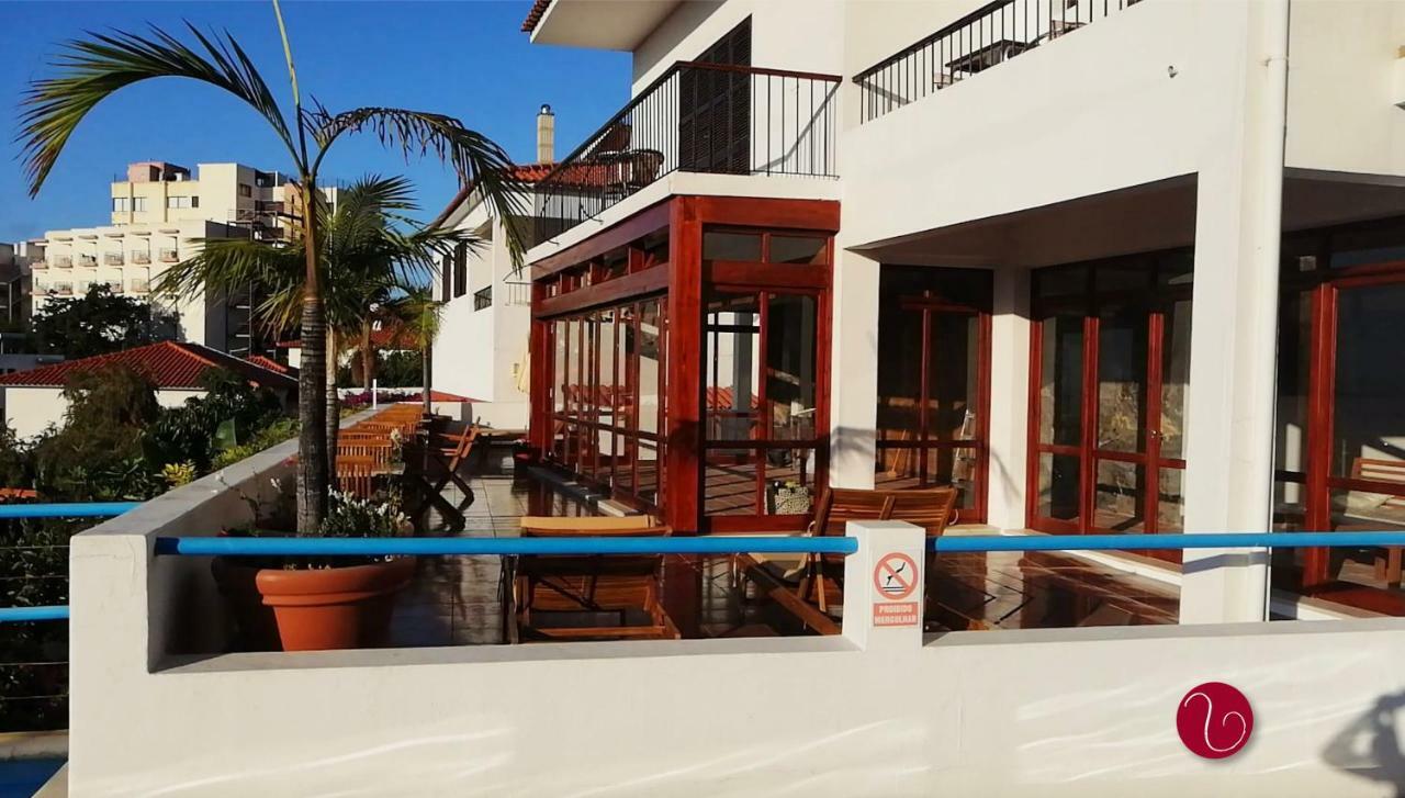 فونشال Guesthouse Vila Lusitania المظهر الخارجي الصورة