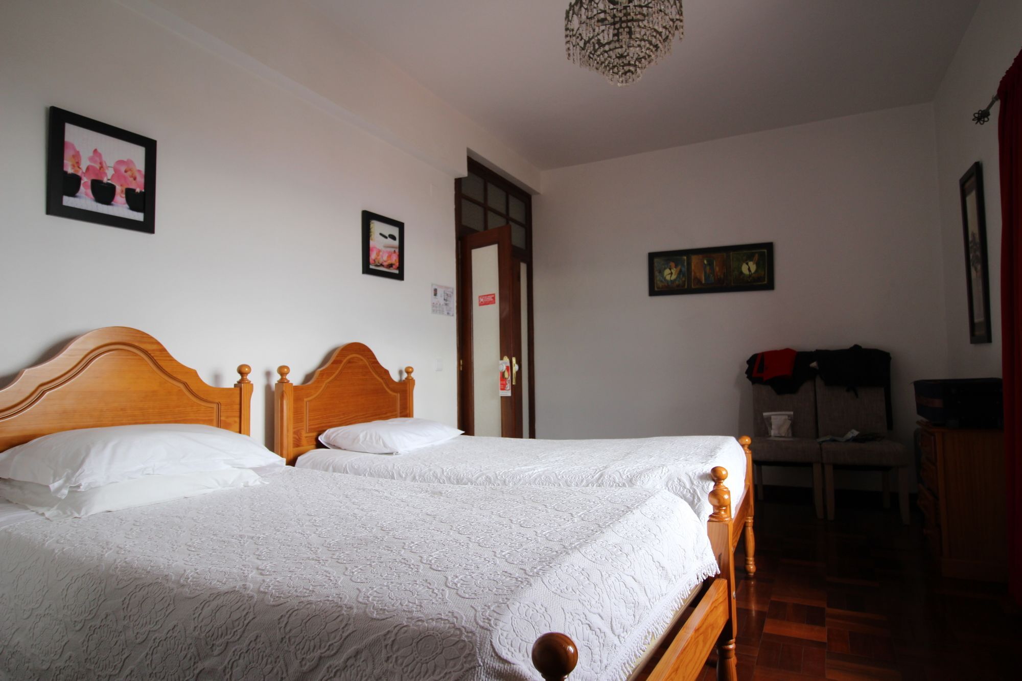 فونشال Guesthouse Vila Lusitania المظهر الخارجي الصورة